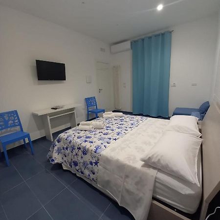 Al Delfino Blu Hotell Margherita Di Savoia Eksteriør bilde