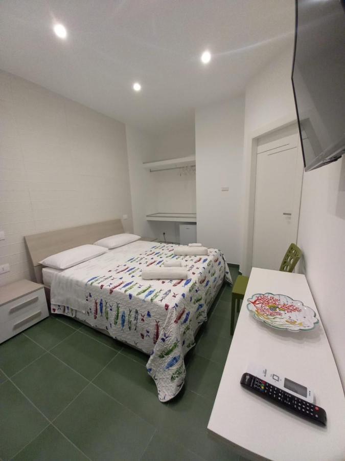 Al Delfino Blu Hotell Margherita Di Savoia Eksteriør bilde